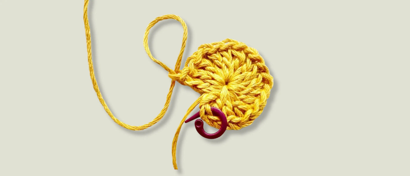 Colgador de estrella navideña crochet por Anna Bachs