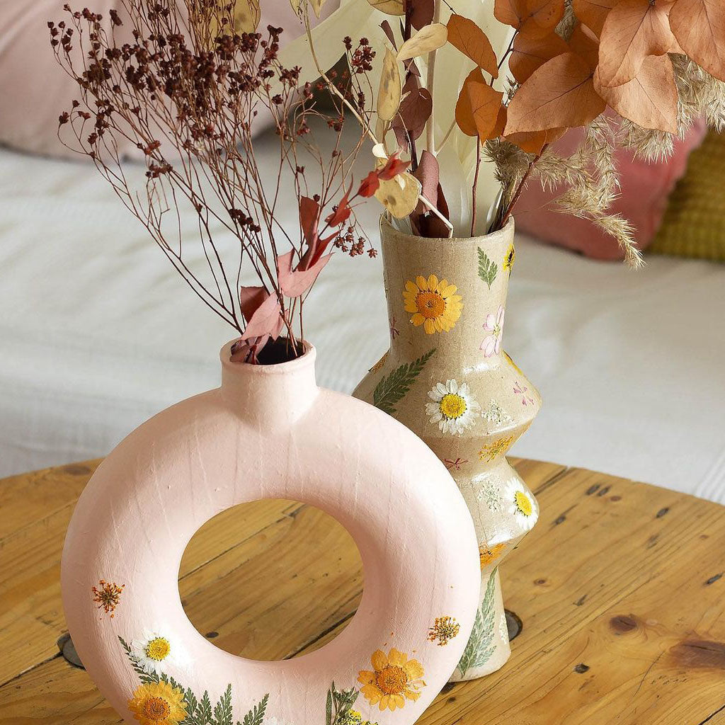 Explora el Decoupage: Arte, Creatividad y Materiales Esenciales