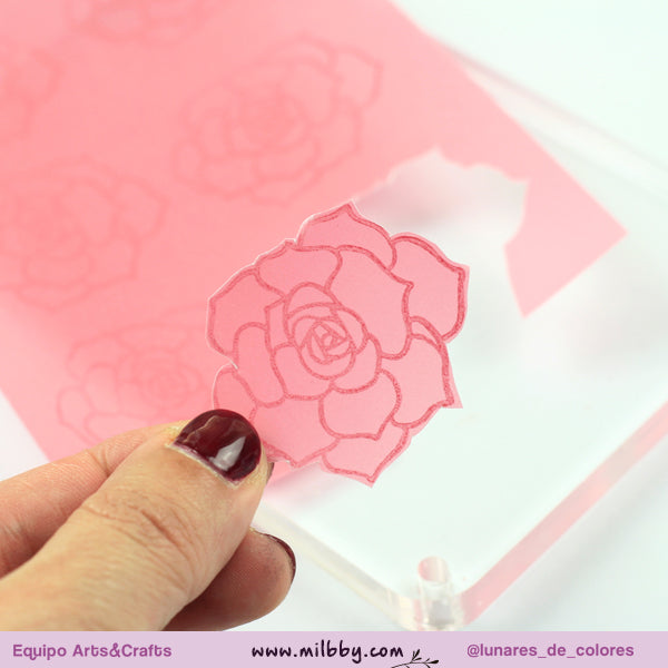 Decoración de Proyectos de Scrapbooking con Sellos