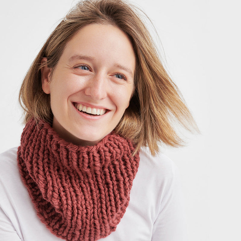 Kit Hello Knitting Cuello Lia Gris Oscuro The Lanners (2)