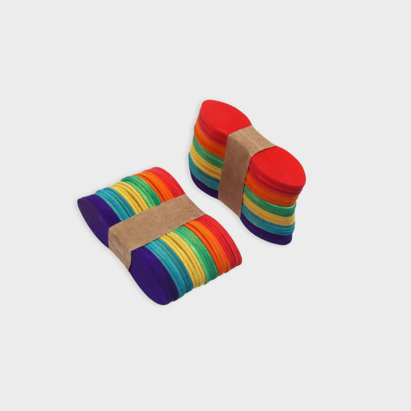 cucharas de madera con los colores del arcoíris para manualidades layers of