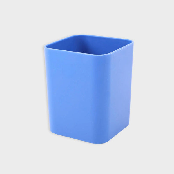 cubilete de plástico azul para lapiceros layers of