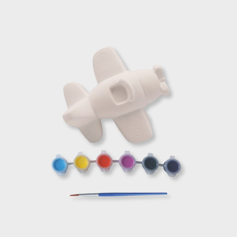 escayola en forma de avión para pintar layers of