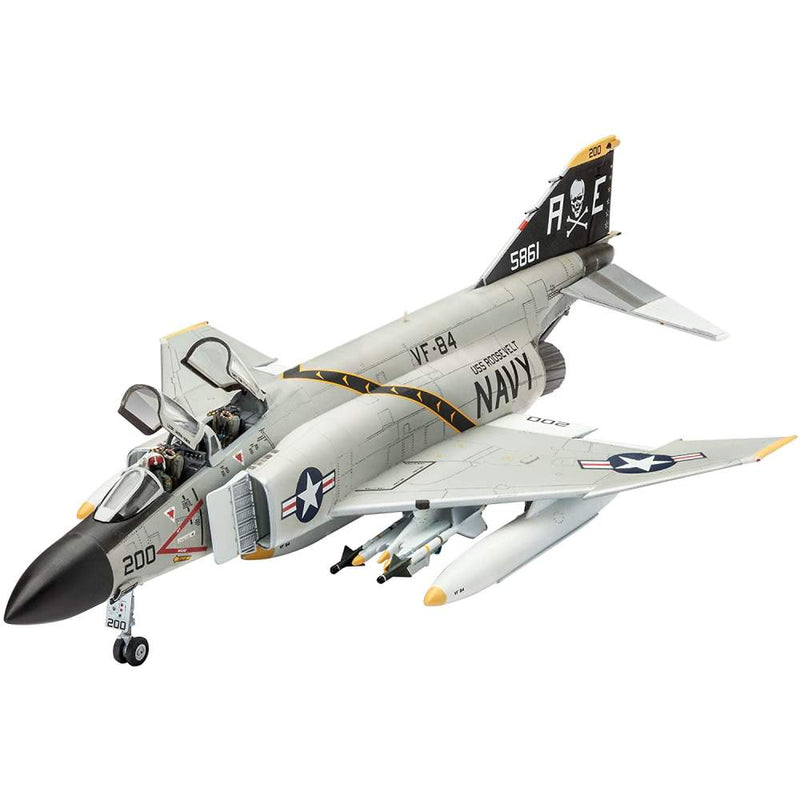 Maqueta F-4J Phantom II Revell (2)